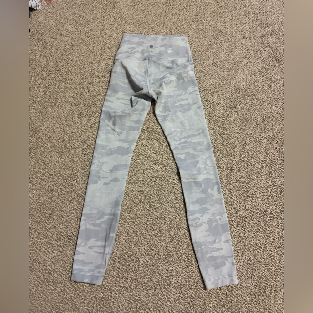 LULULEMON WUNDER UNDER HIGH RISE TIGHT 25” LUXTREME - Picture 2 of 5